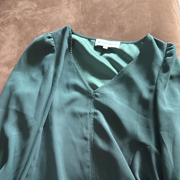 TUCKERNUCK Green Three Quarter Sleeve Blouse - Size S - Picture 4 of 4